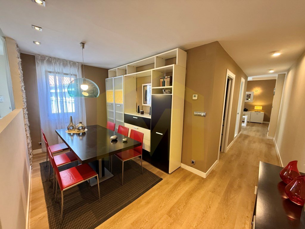 Piso de 80 m² en Oviedo