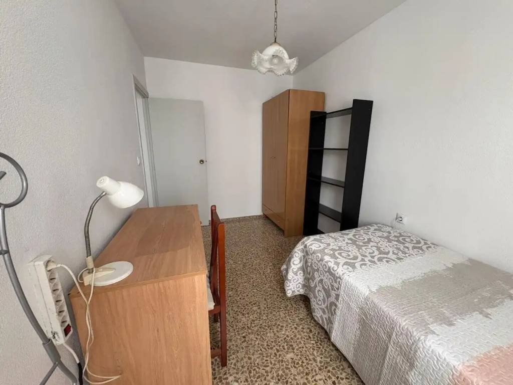 Pis de 111 m² a Còrdova