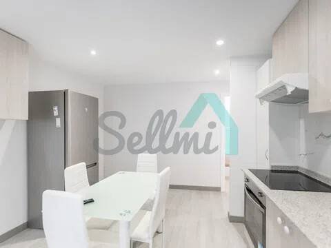 Habitación 82 m², Oviedo