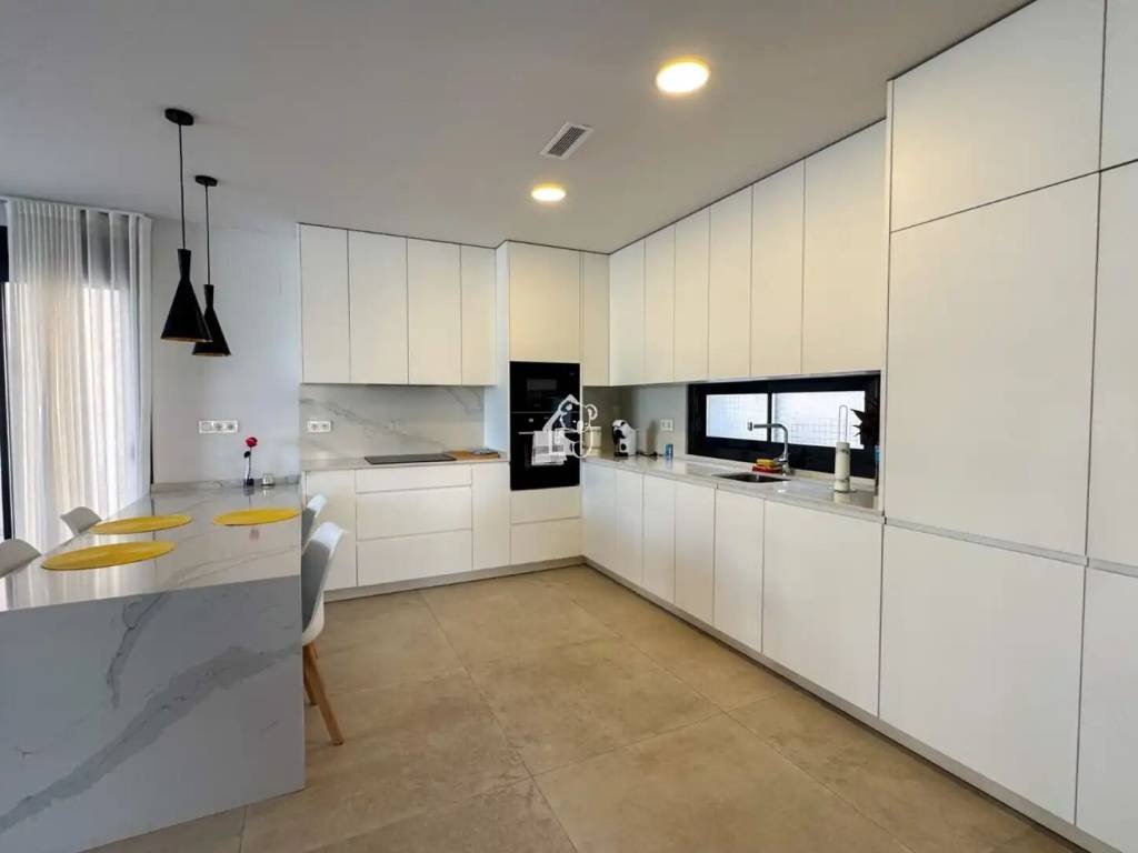 Casa de 144 m² en Orihuela