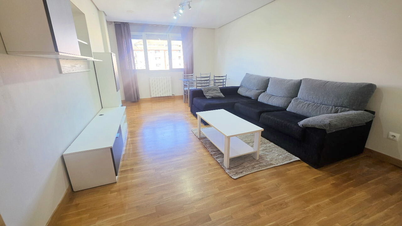 Pis de 93 m² a Lardero