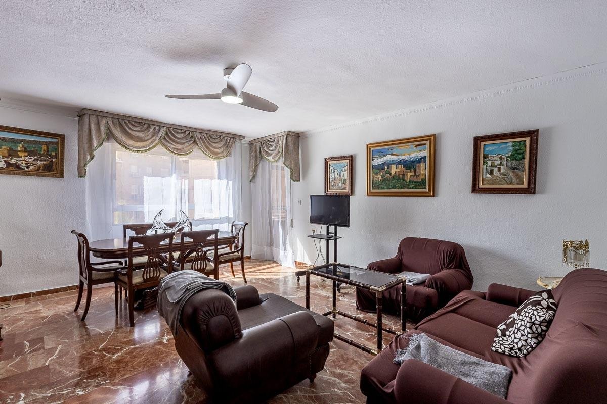 Wohnung 183 m² in Granada