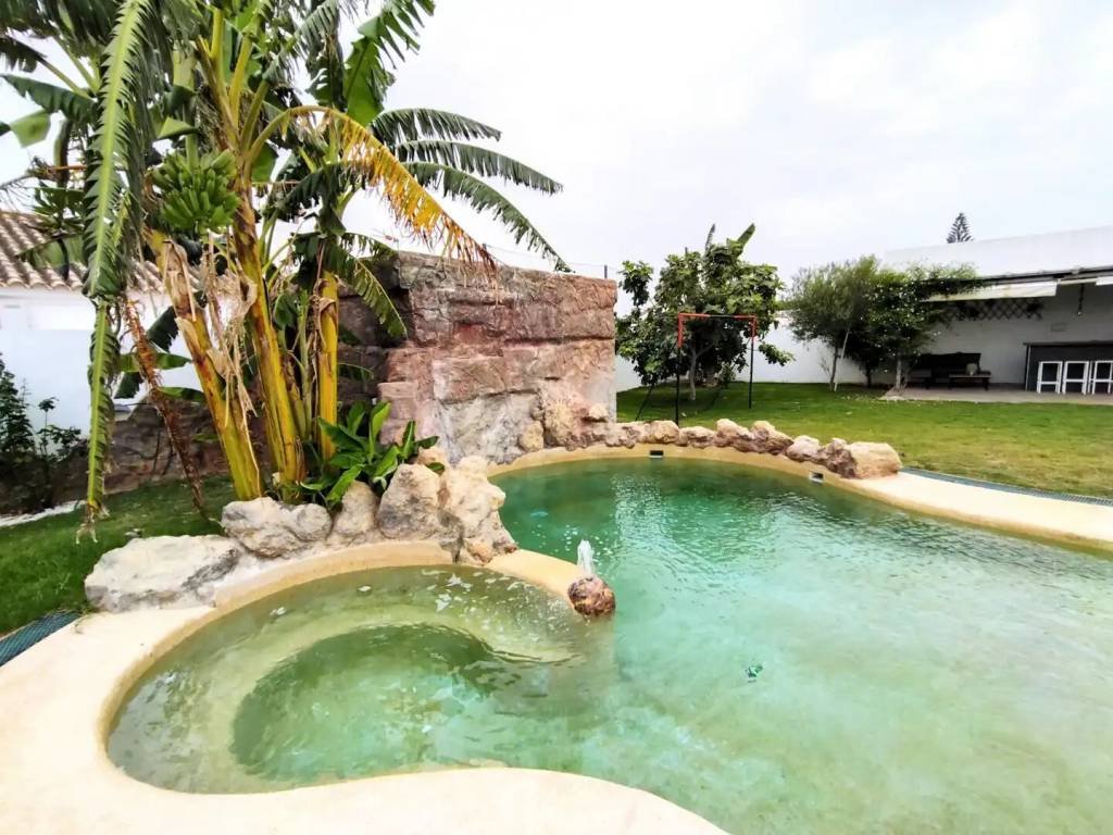 Будинок 160 м² у Chiclana de la Frontera