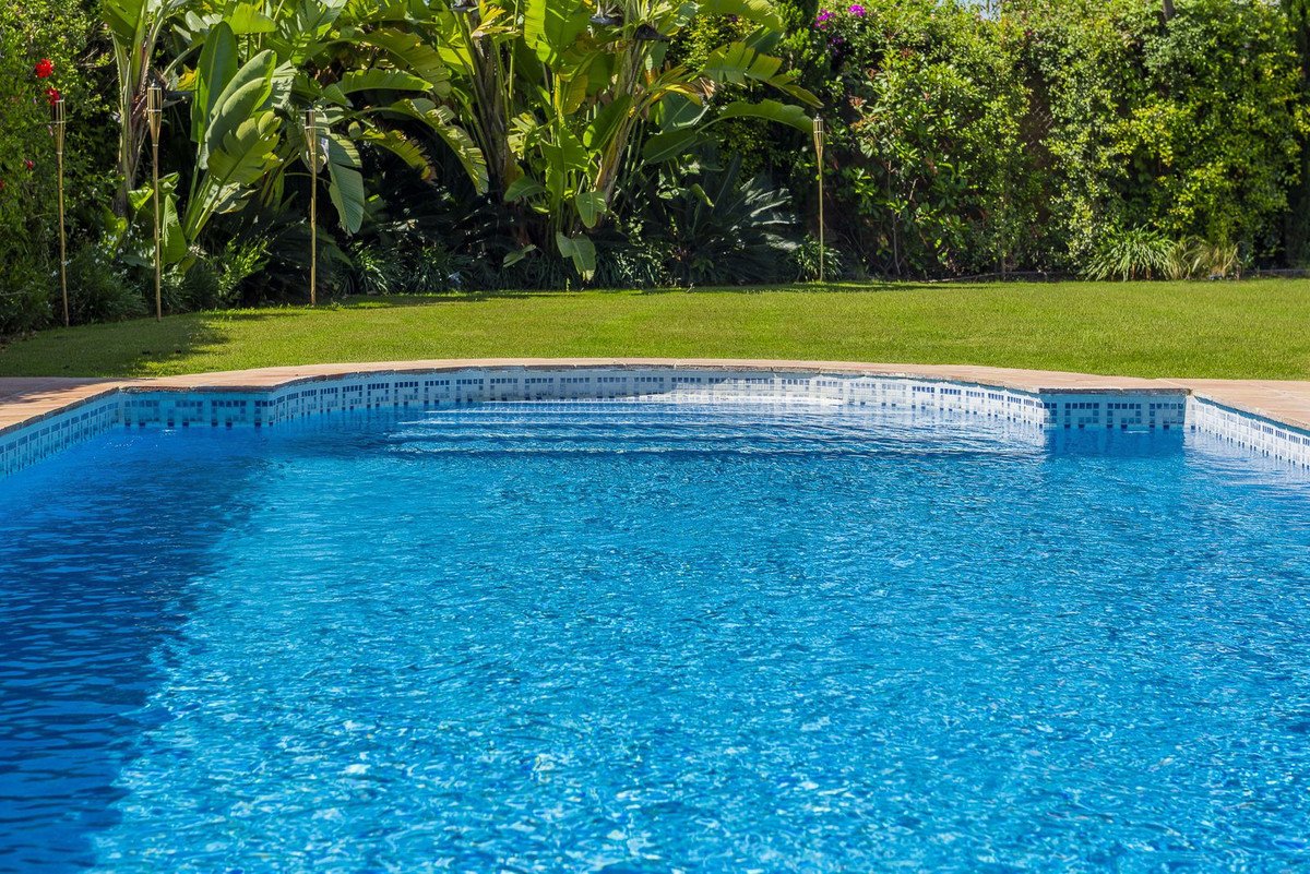Casa de 319 m² en Estepona