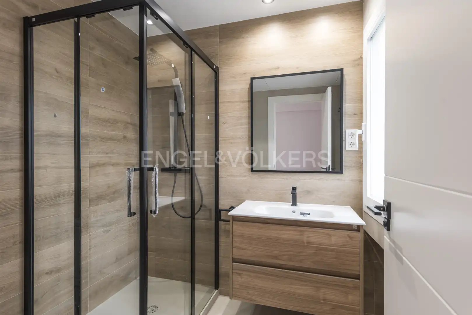 Wohnung 102 m² in Madrid