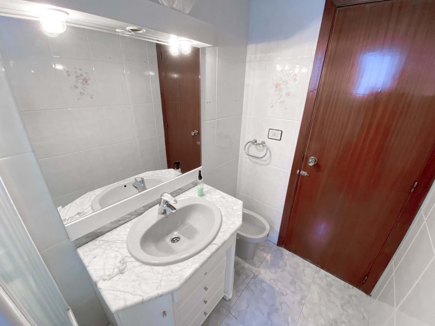 Zimmer 103 m², Valencia