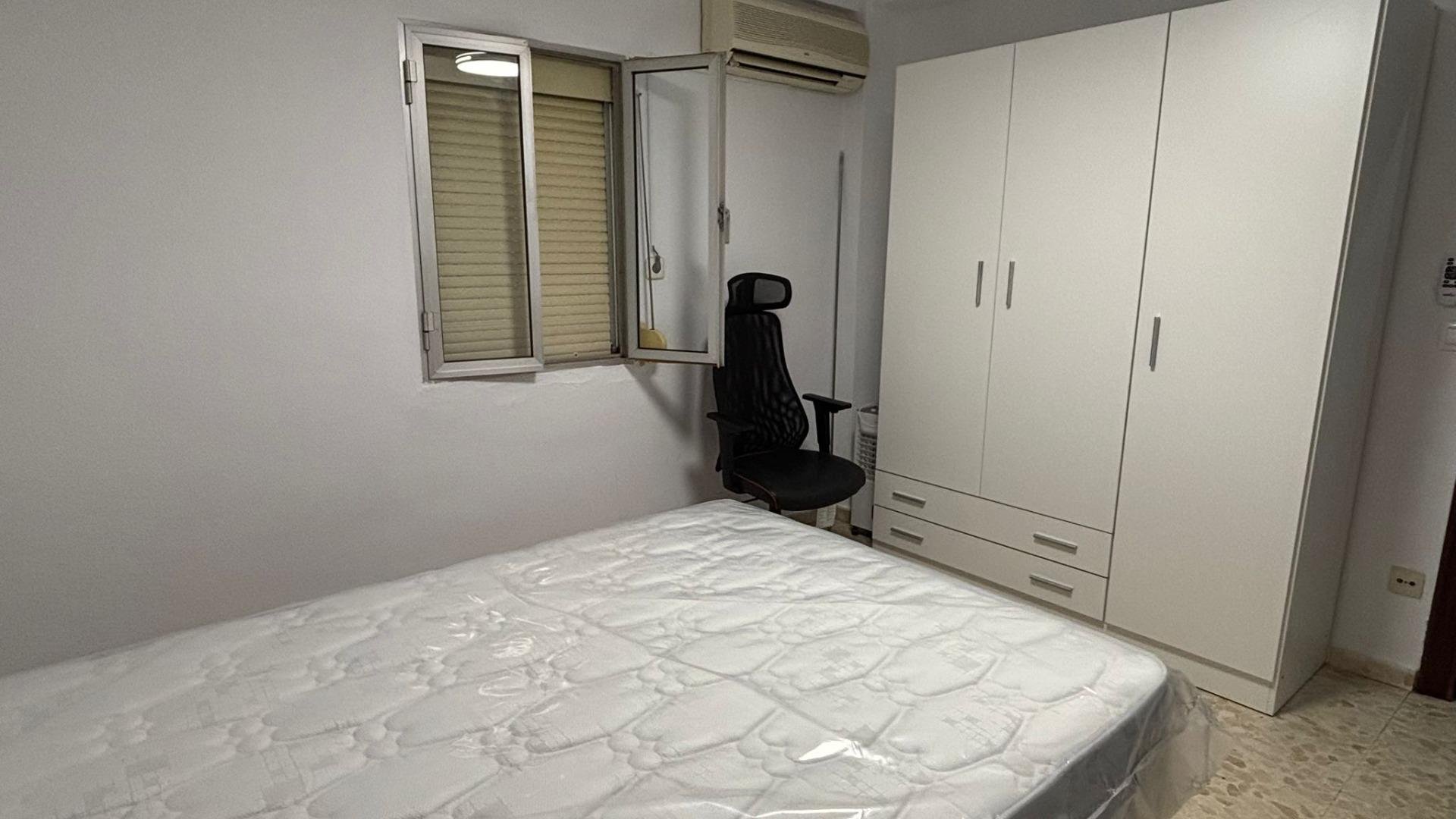 Habitación 68 m², Sevilla