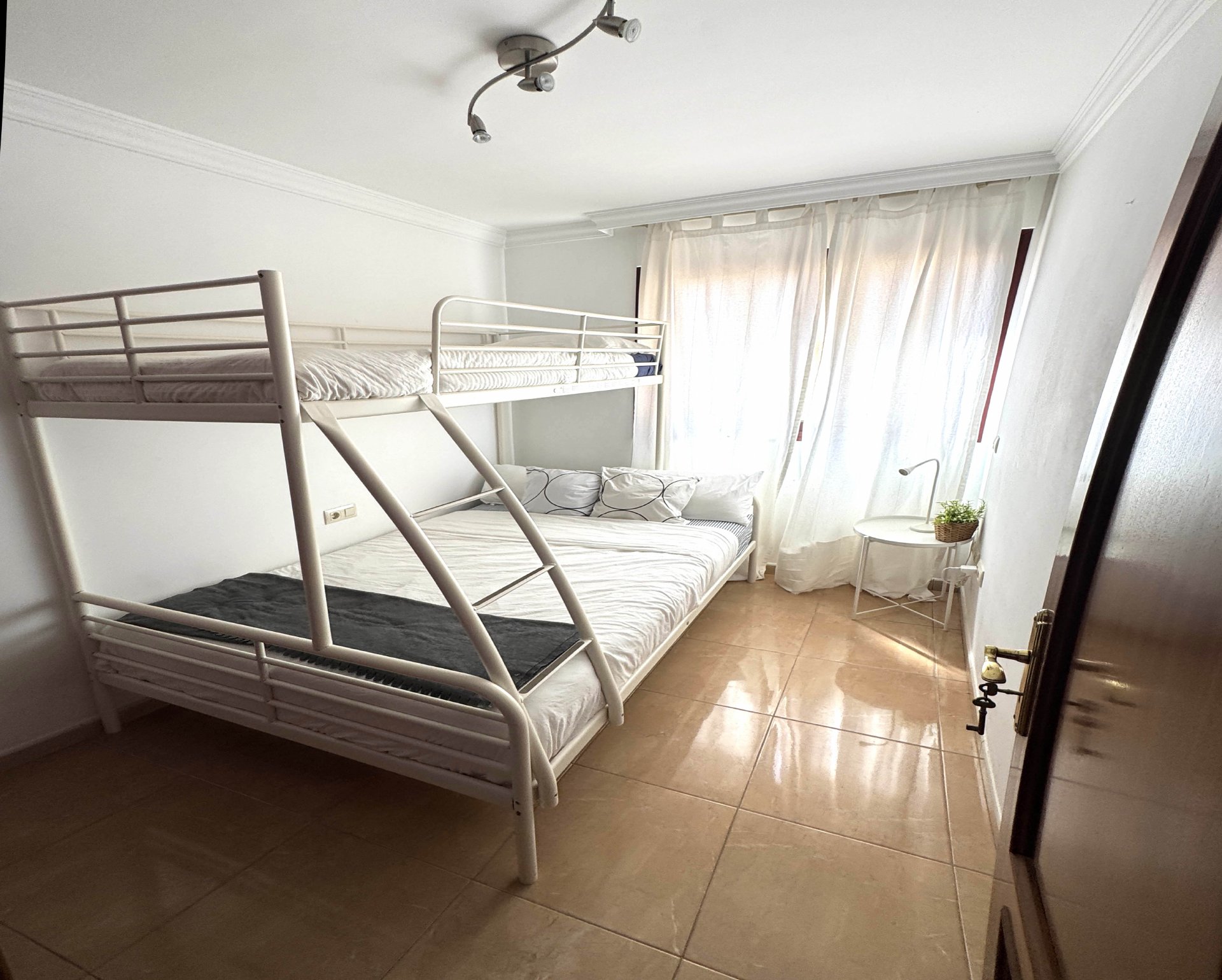 Piso de 225 m² en Granadilla de Abona