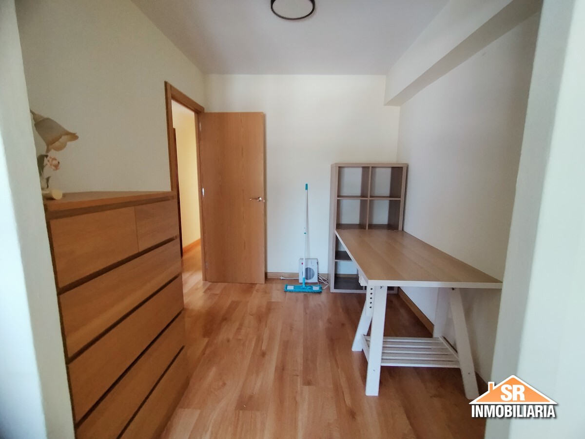 Piso de 78 m² en Oleiros