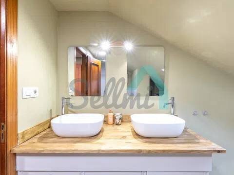 Piso de 140 m² en Oviedo