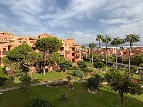 Piso de 80 m² en Motril