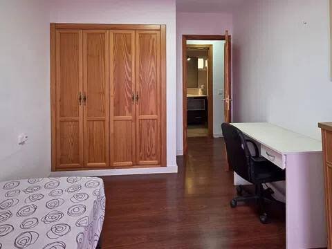 Квартира 120 м² у Alacant / Alicante