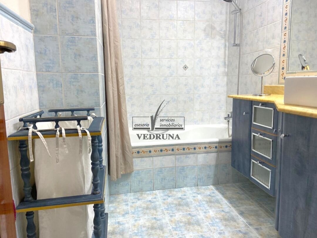 Piso de 85 m² en Zaragoza