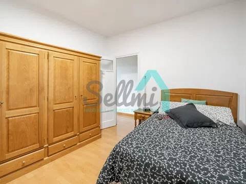 Pis de 136 m² a Oviedo