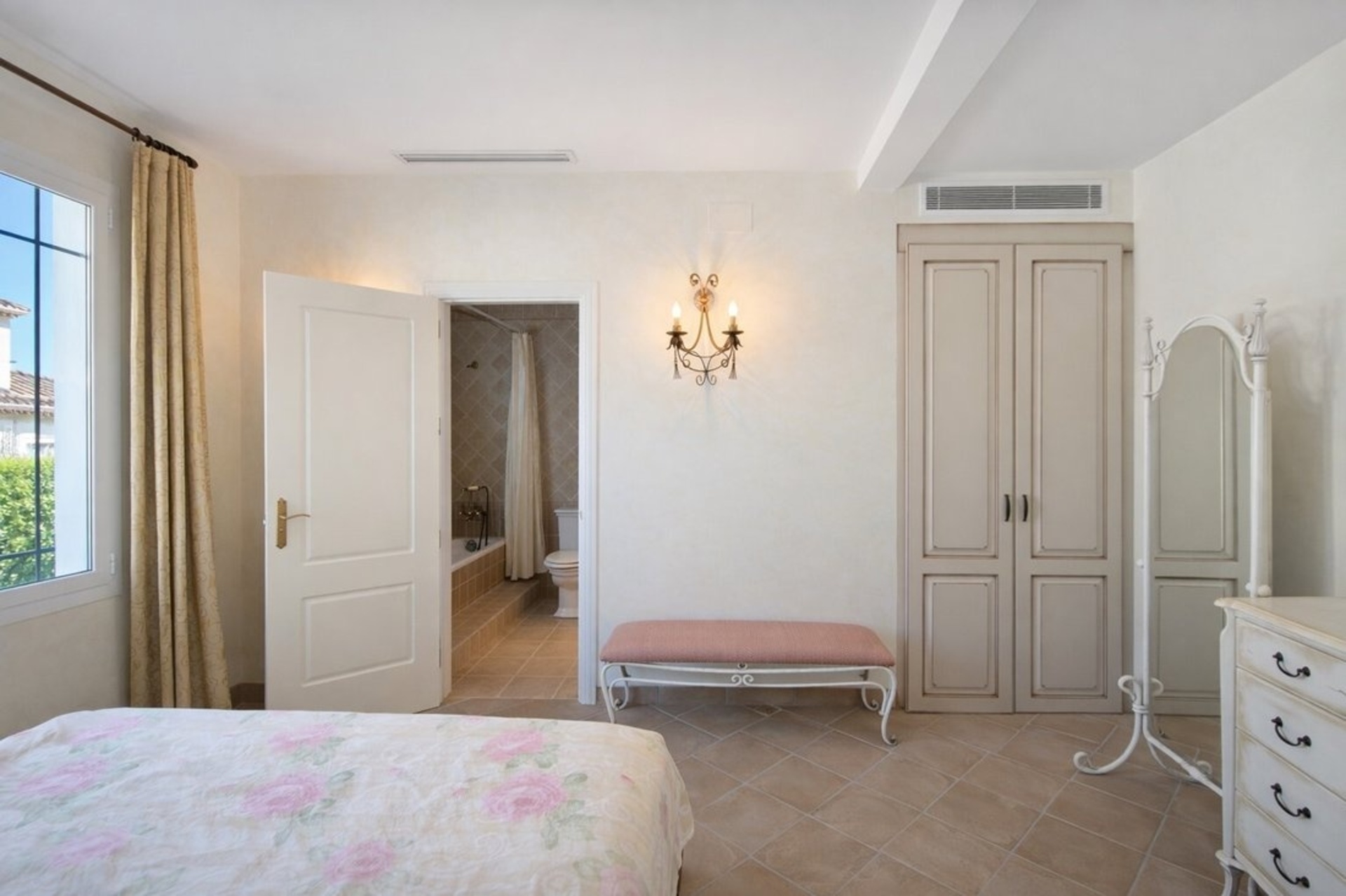 Piso de 397 m² en Castelló d'Empúries