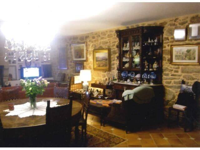 Casa de 550 m² en Teo