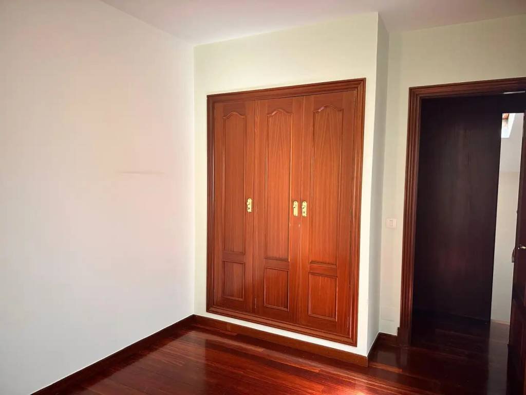 Piso de 115 m² en Santiago de Compostela