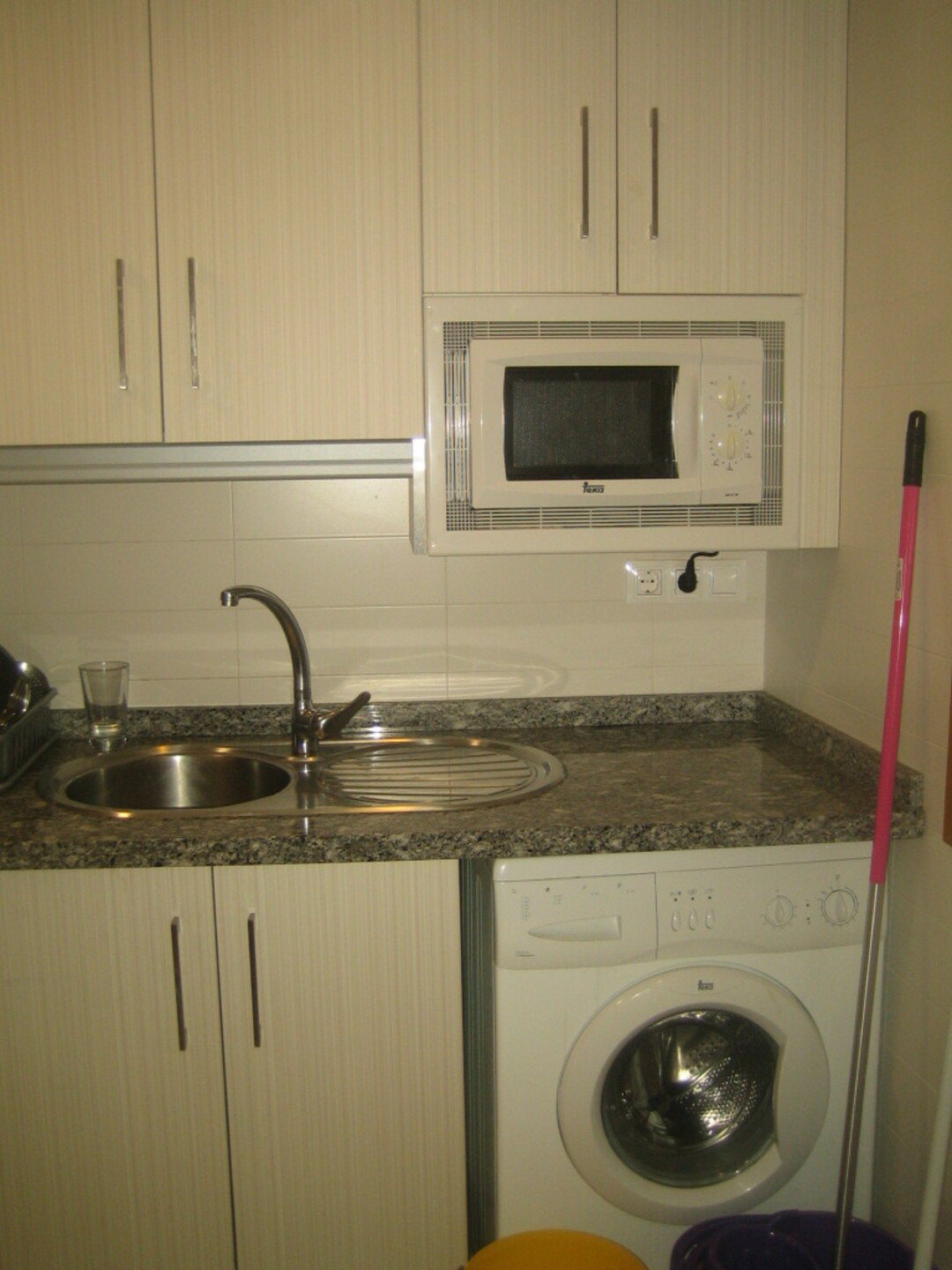 Piso de 80 m² en Granada