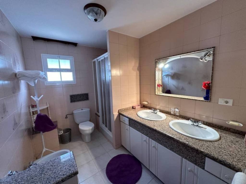Maison 130 m² à Oia