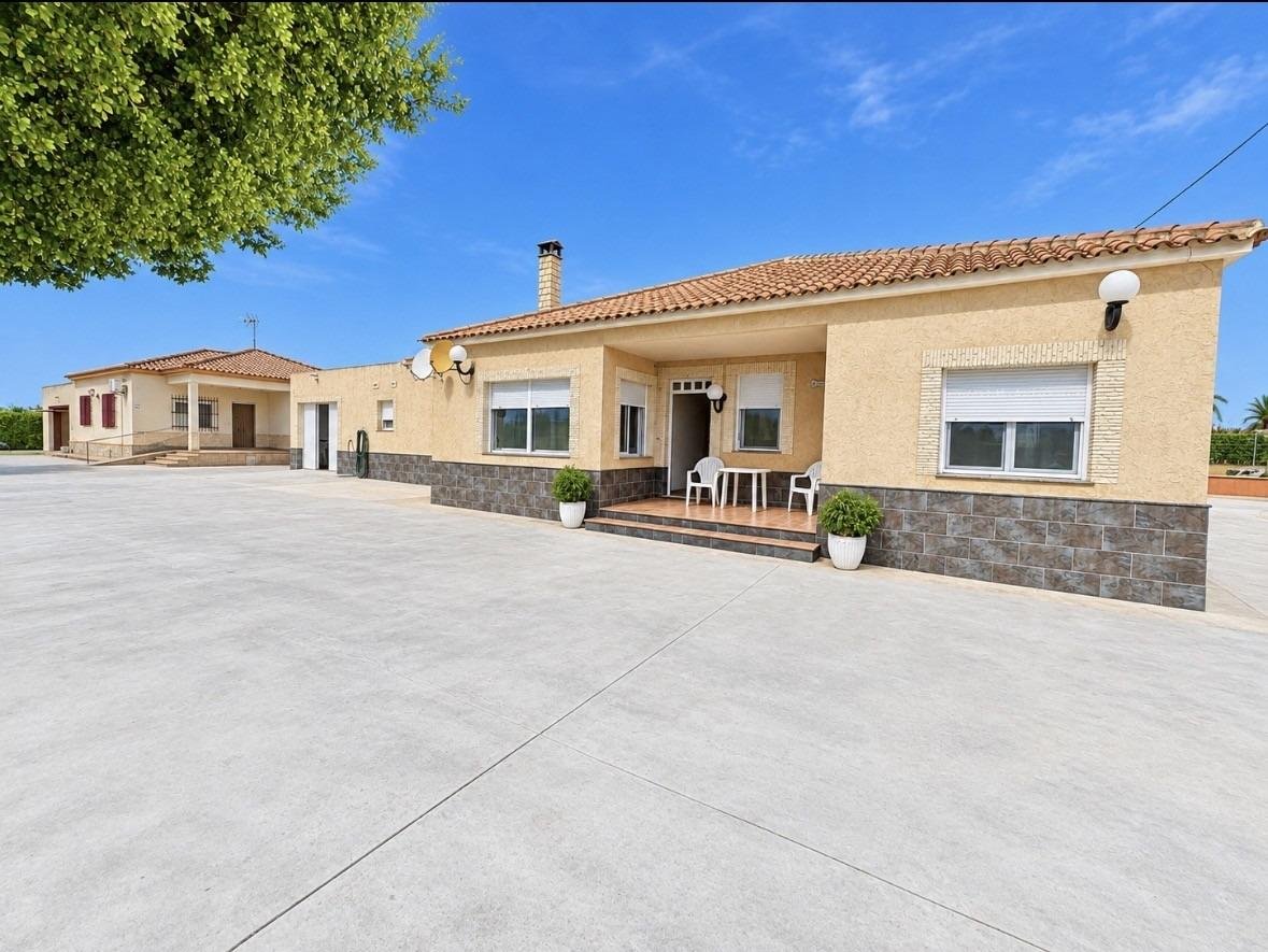 Casa de 504 m² en Orihuela