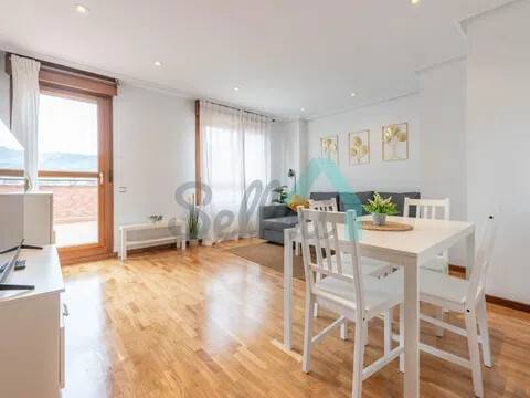 Piso de 80 m² en Oviedo
