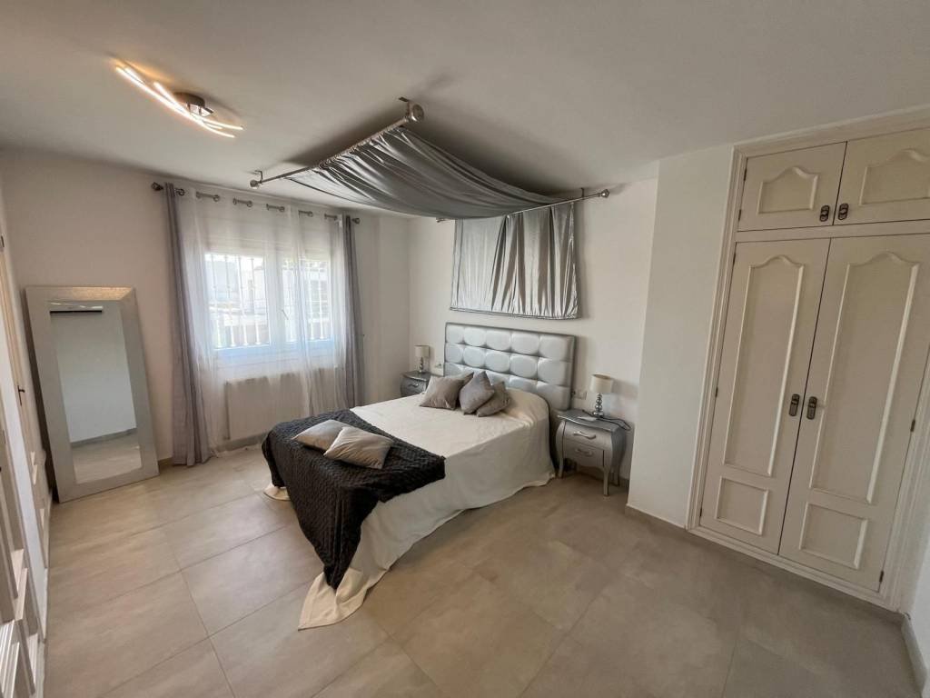 Casa de 238 m² en l'Eliana
