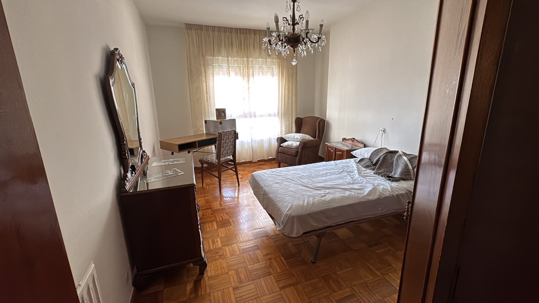 Habitación 150 m², Pontevedra