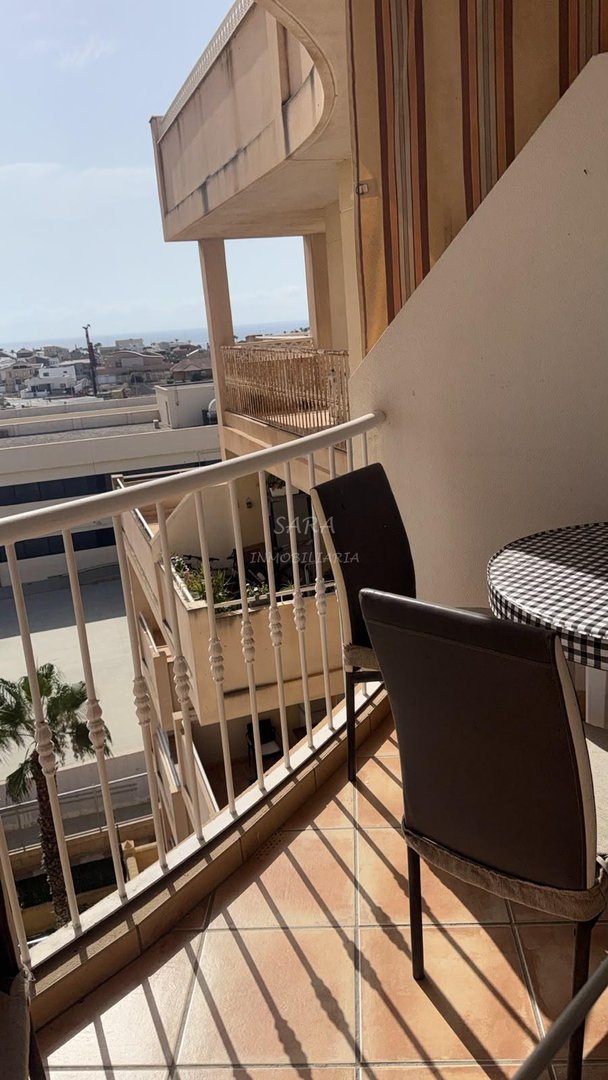 Piso de 110 m² en Roquetas de Mar