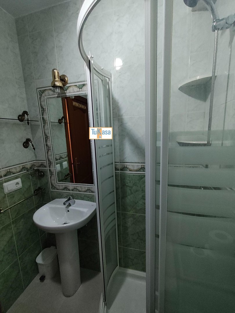 Habitación 110 m², Cáceres