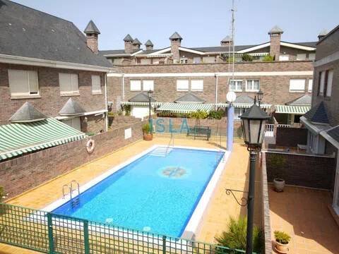 Piso de 200 m² en Laredo