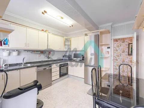 Piso de 116 m² en Oviedo