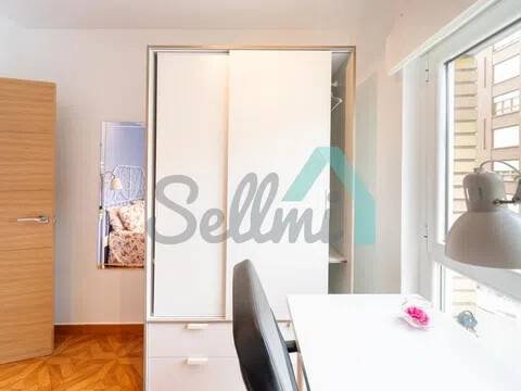 Piso de 81 m² en Oviedo