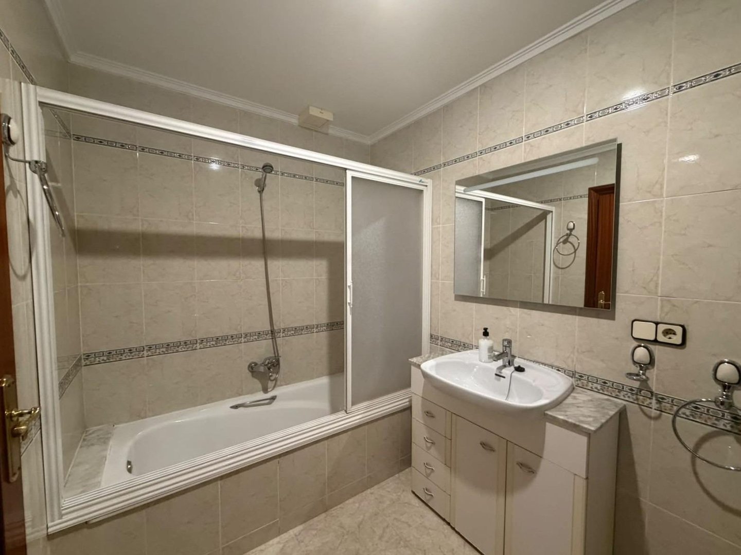 Casa de 236 m² a Rafelbunyol
