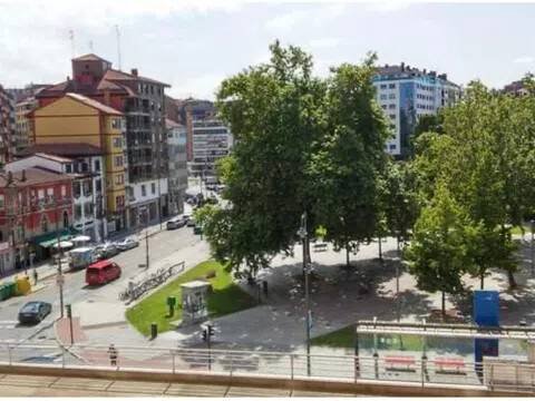 Pis de 66 m² a Avilés