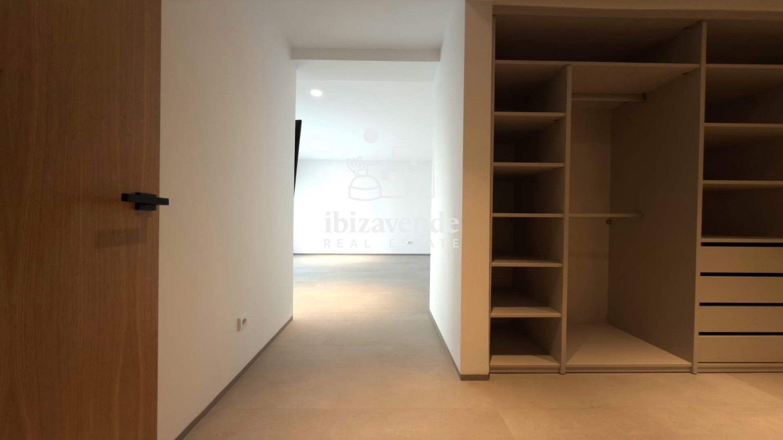 Дом 595 м² в Santa Eulària des Riu