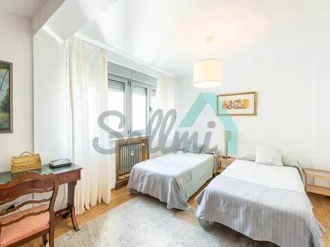 Piso de 96 m² en Oviedo