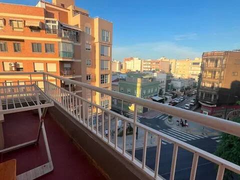 Piso de 85 m² en Almería