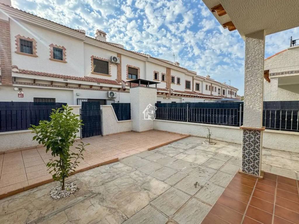 Maison 140 m² à San Miguel de Salinas