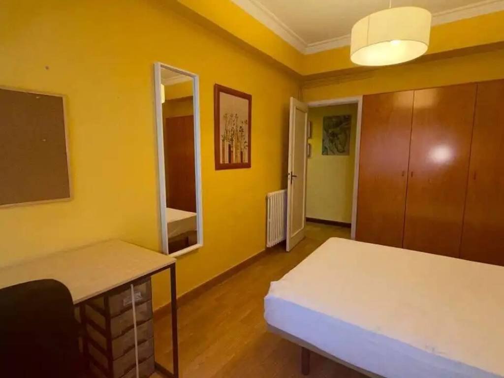 Piso de 95 m² en Ourense