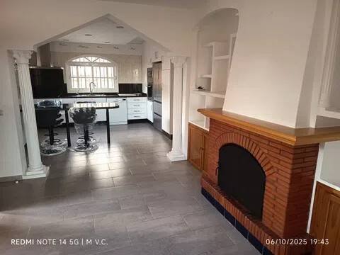 Casa de 250 m² a Casares