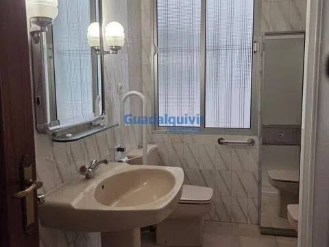 Piso de 154 m² en Sevilla