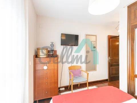Piso de 56 m² en Oviedo
