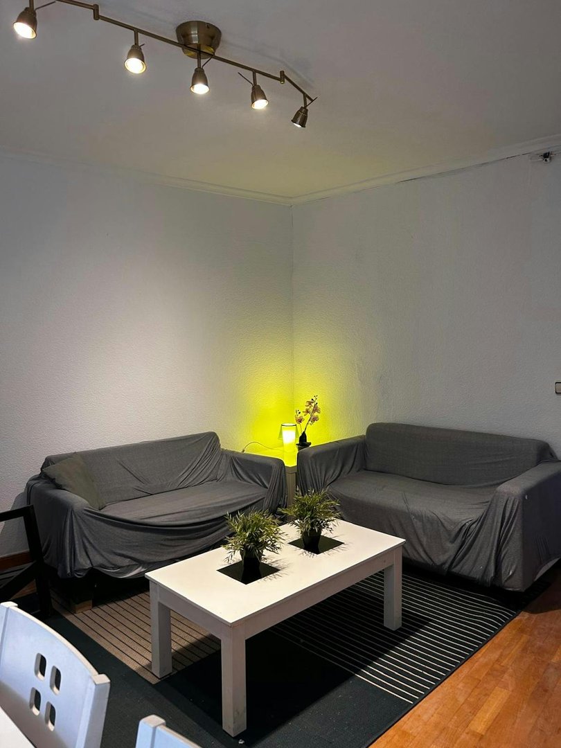 Habitació de lloguer, Madrid