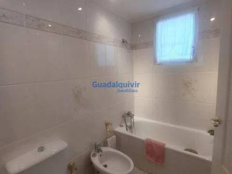 Piso de 105 m² en Dos Hermanas