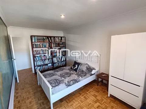 Piso de 240 m² en Poio