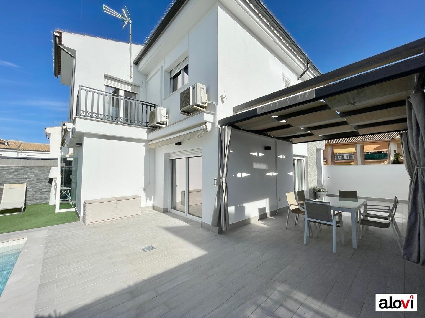 Casa de 240 m² en Ogíjares