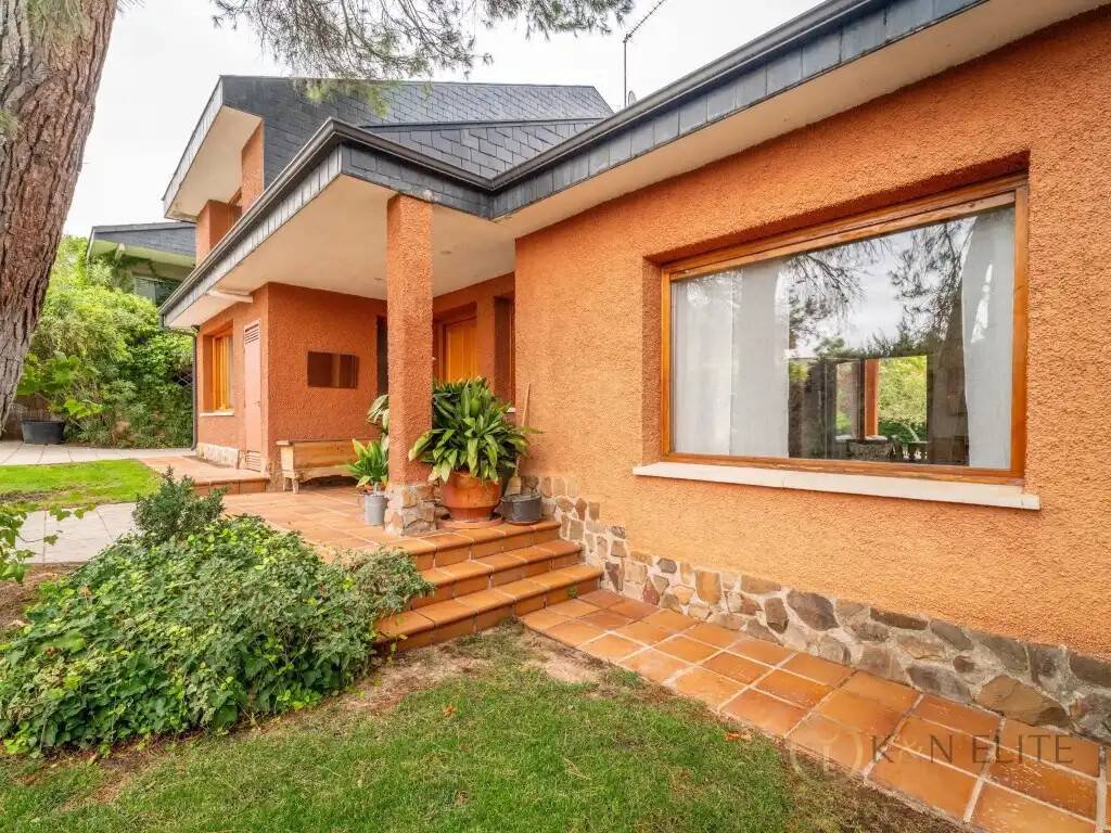 Casa de 330 m² en Algete