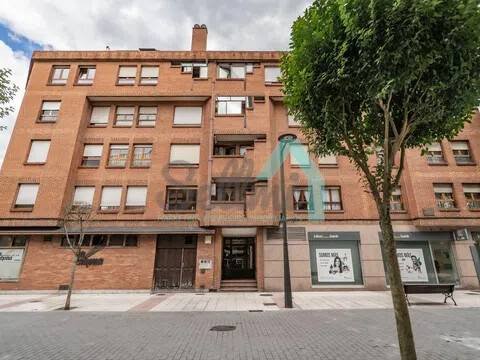 Piso de 87 m² en Oviedo