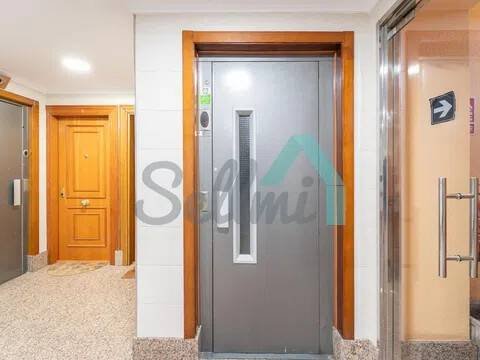 Piso de 85 m² en Oviedo