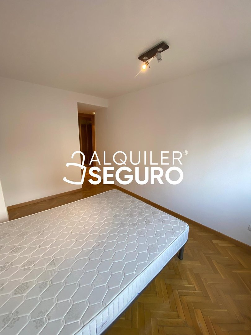 Flat 100 m² in Guadalajara